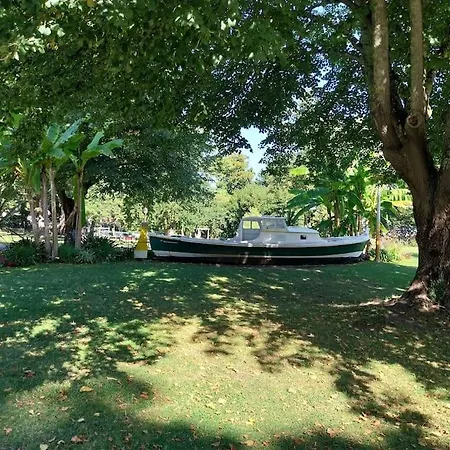 Holiday home Centre - 600 M De La 4 8 Couch