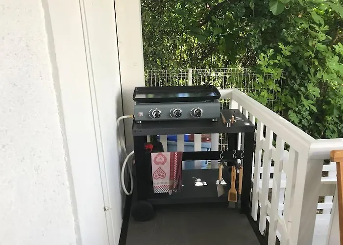 Holiday home Centre - 600 M De La 4 8 Couch